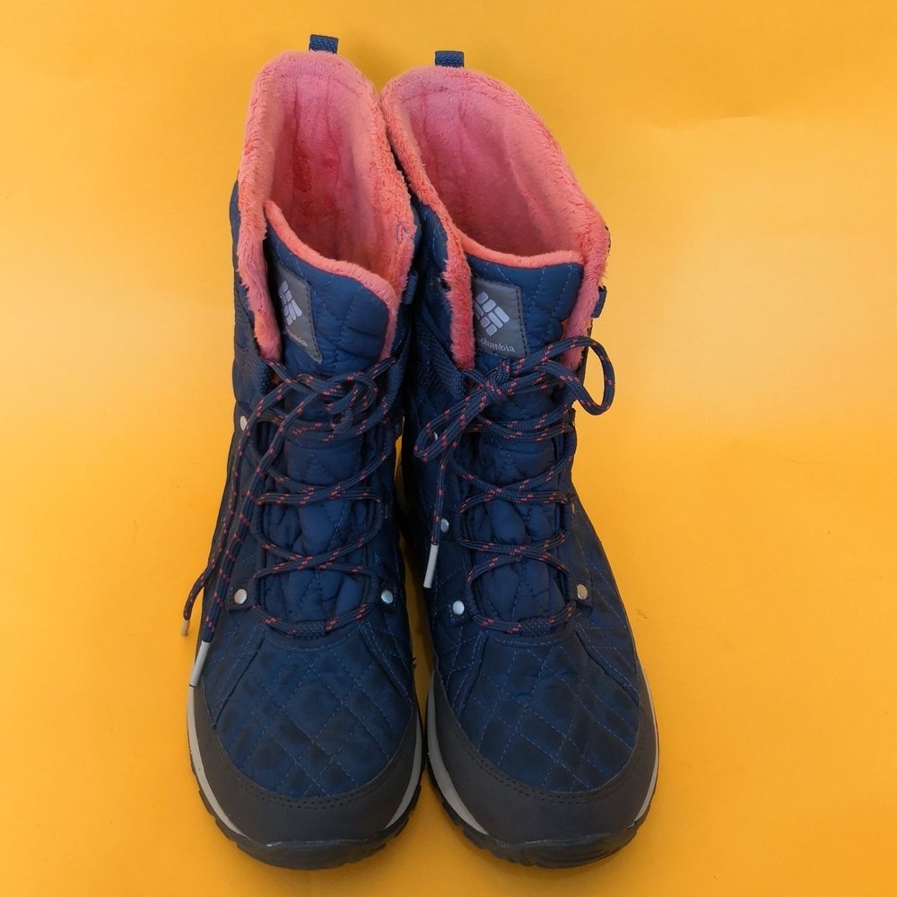 Columbia Quilted  Boots